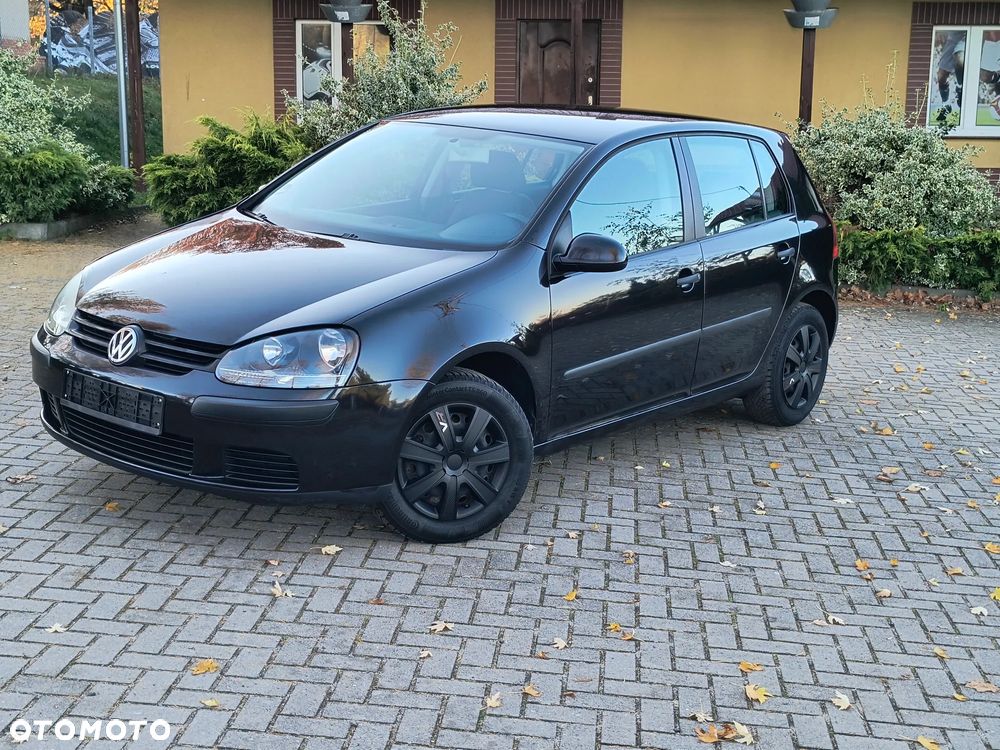 Volkswagen Golf - 2