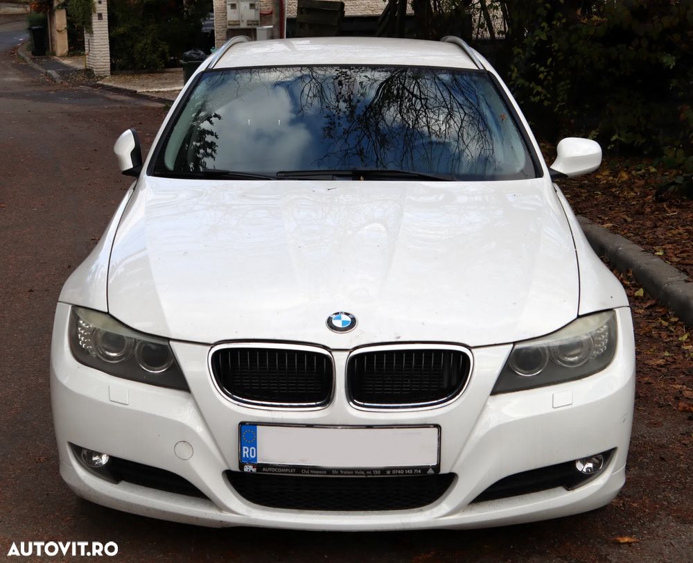 BMW Seria 3 318d - 13