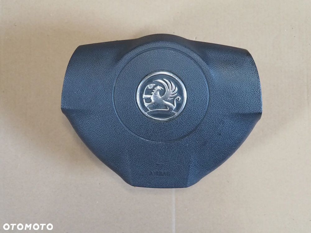 Poduszka powietrzna airbag kierowcy Opel Zafira II B 13111349