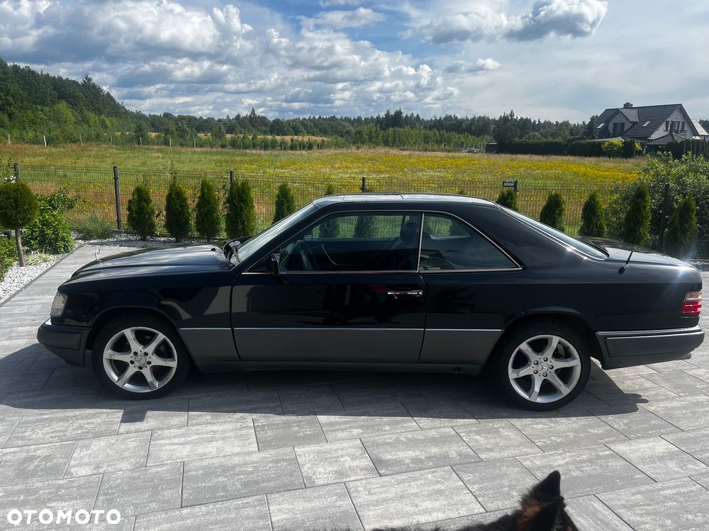 Mercedes-Benz W124 (1984-1993) - 2