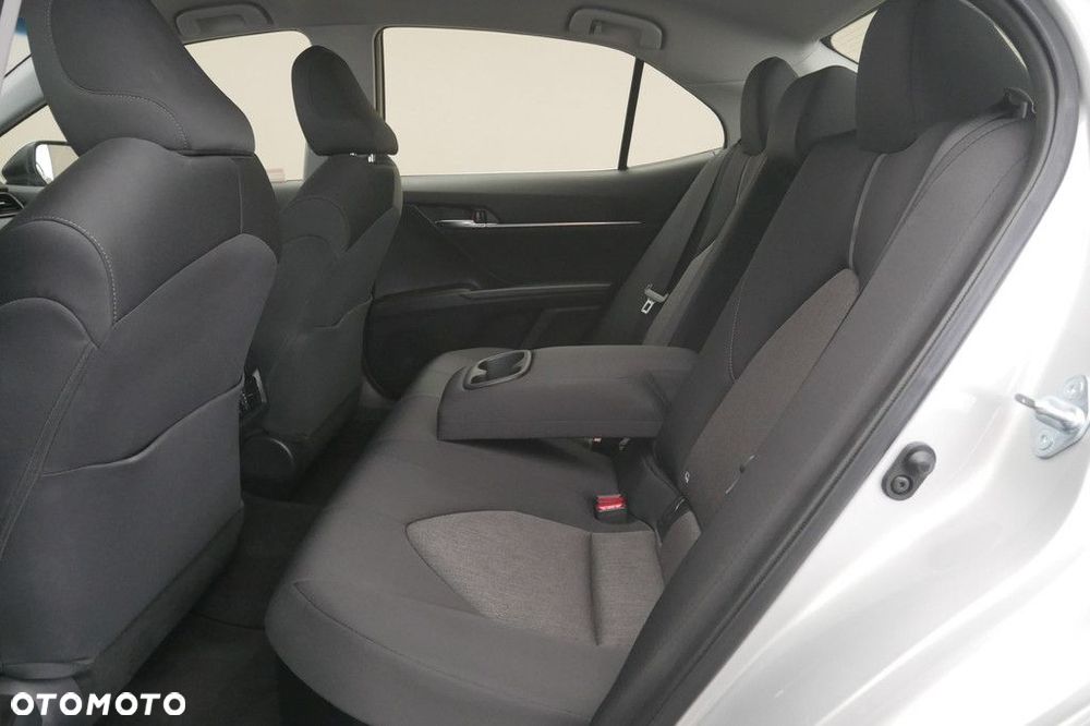 Toyota Camry 2.5 Hybrid Comfort CVT - 15