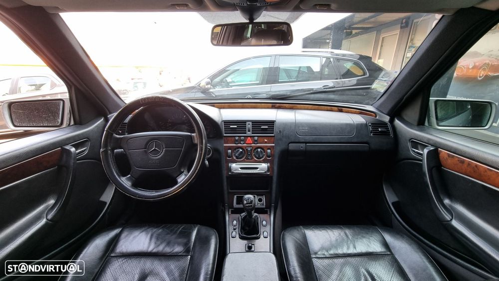 Mercedes-Benz C 250 TD Elegance - 4