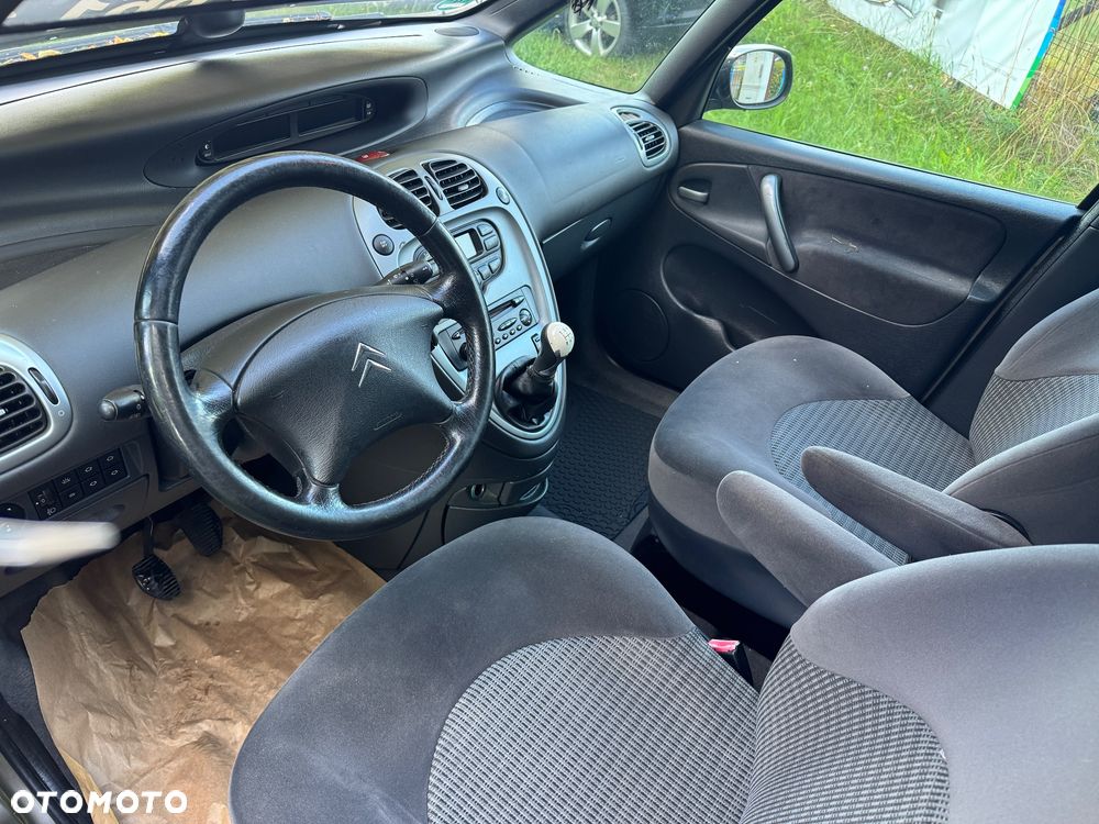 Citroën Xsara Picasso 1.6 16V Exclusive - 6