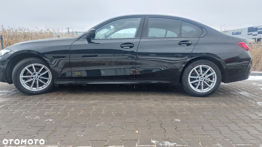 BMW Seria 3 318d mHEV - 7