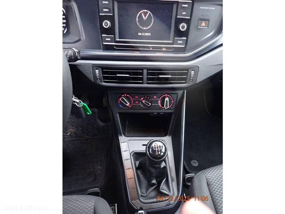 Volkswagen Polo - 14