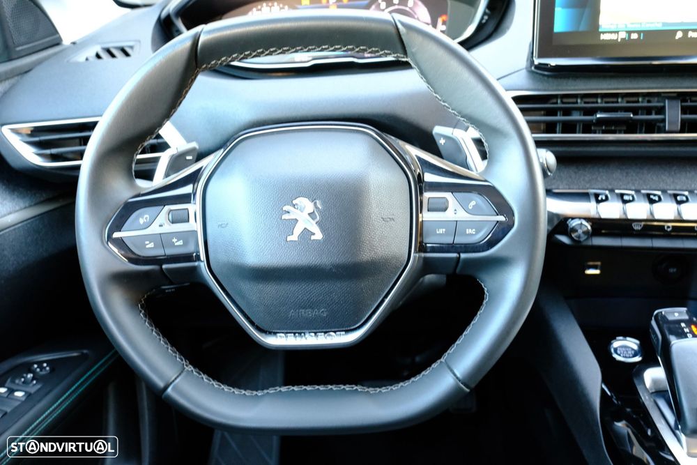 Peugeot 5008 1.2 PureTech Allure EAT8 - 18