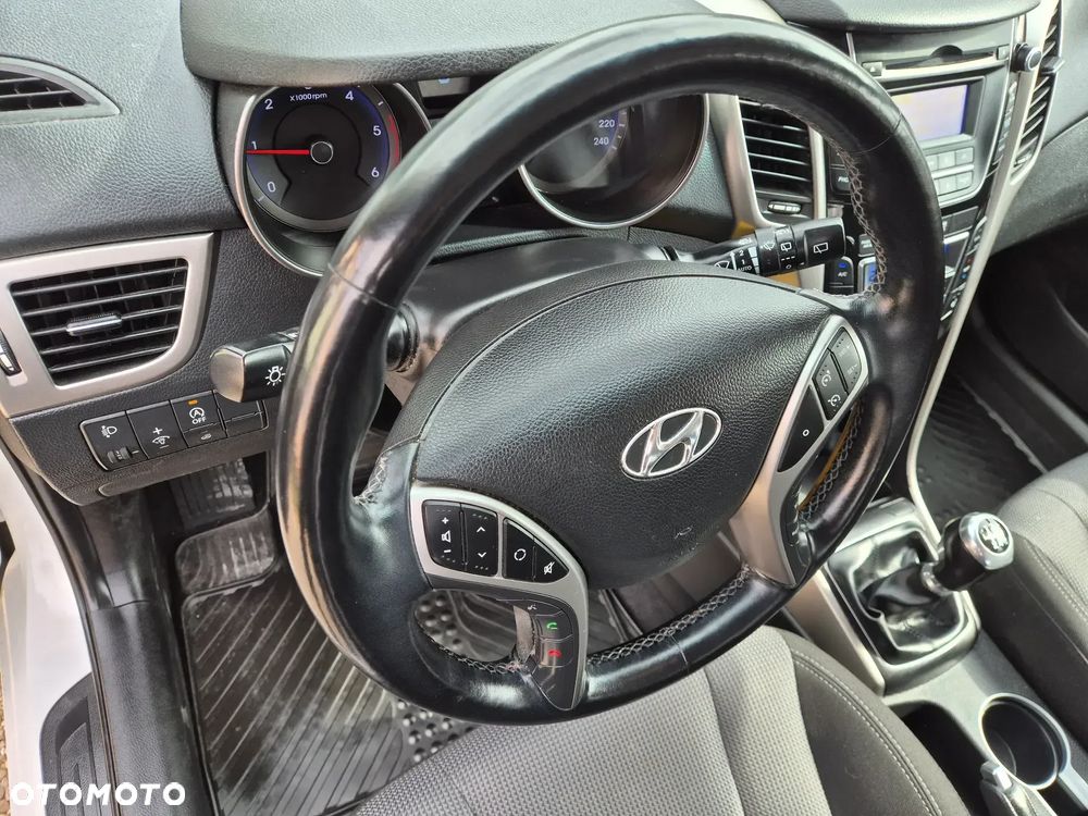 Hyundai i30 1.6 CRDi Comfort - 8