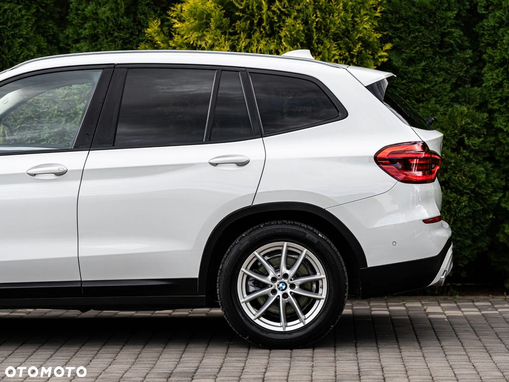 BMW X3 xDrive30i Luxury Line sport - 4