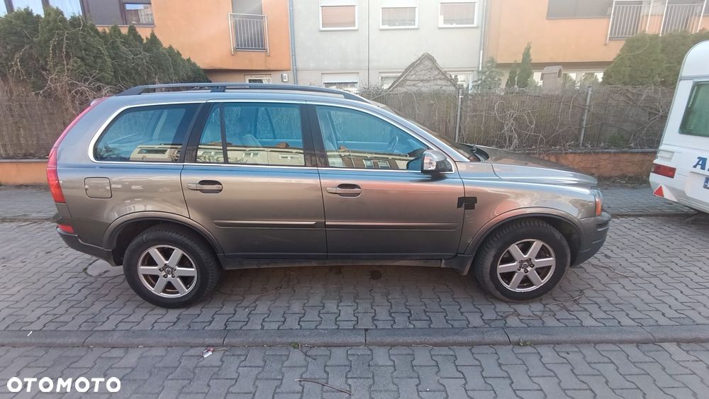 Volvo XC 90 - 1