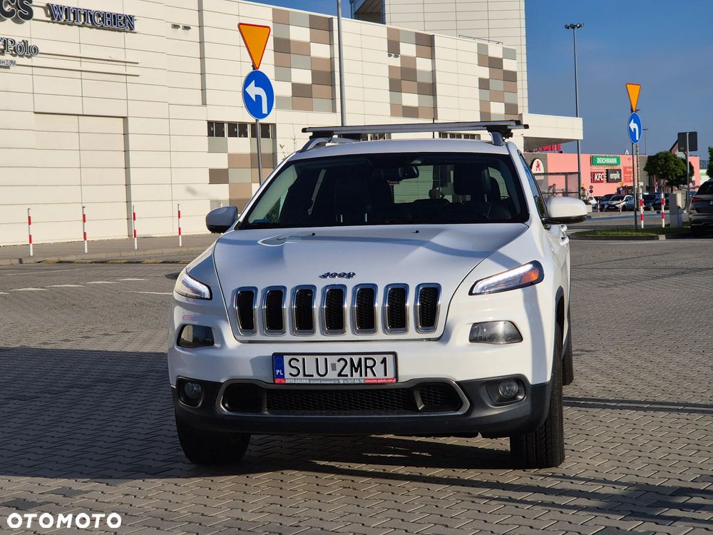 Jeep Cherokee - 2