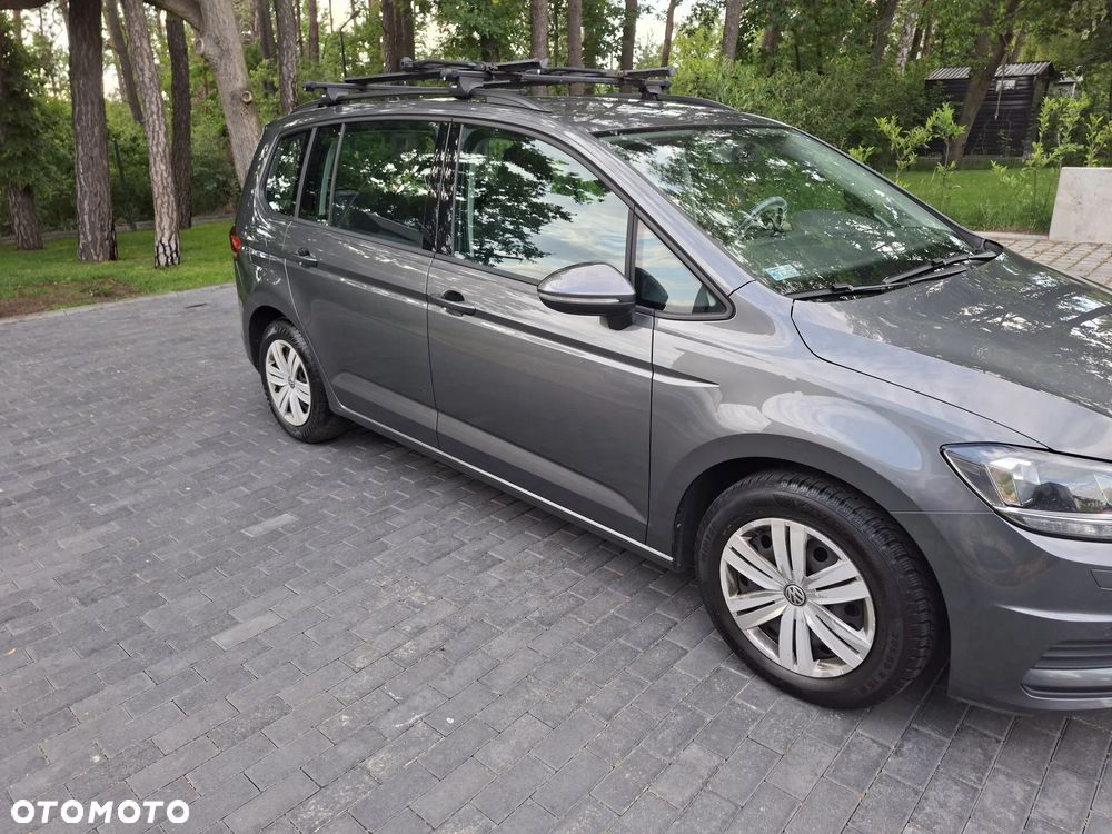 Volkswagen Touran 1.5 TSI EVO Active - 10