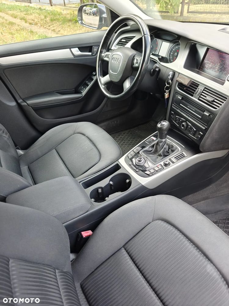 Audi A4 Avant 2.0 TDI - 4
