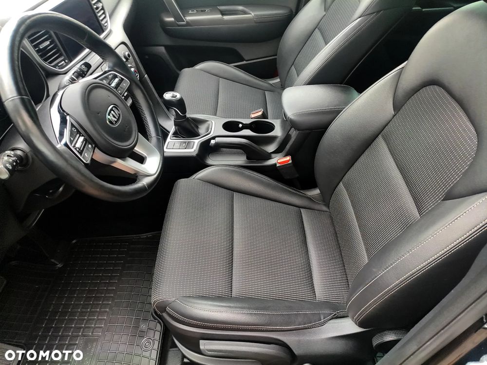 Kia Sportage 1.6 CRDI Black Edition Plus 2WD - 9