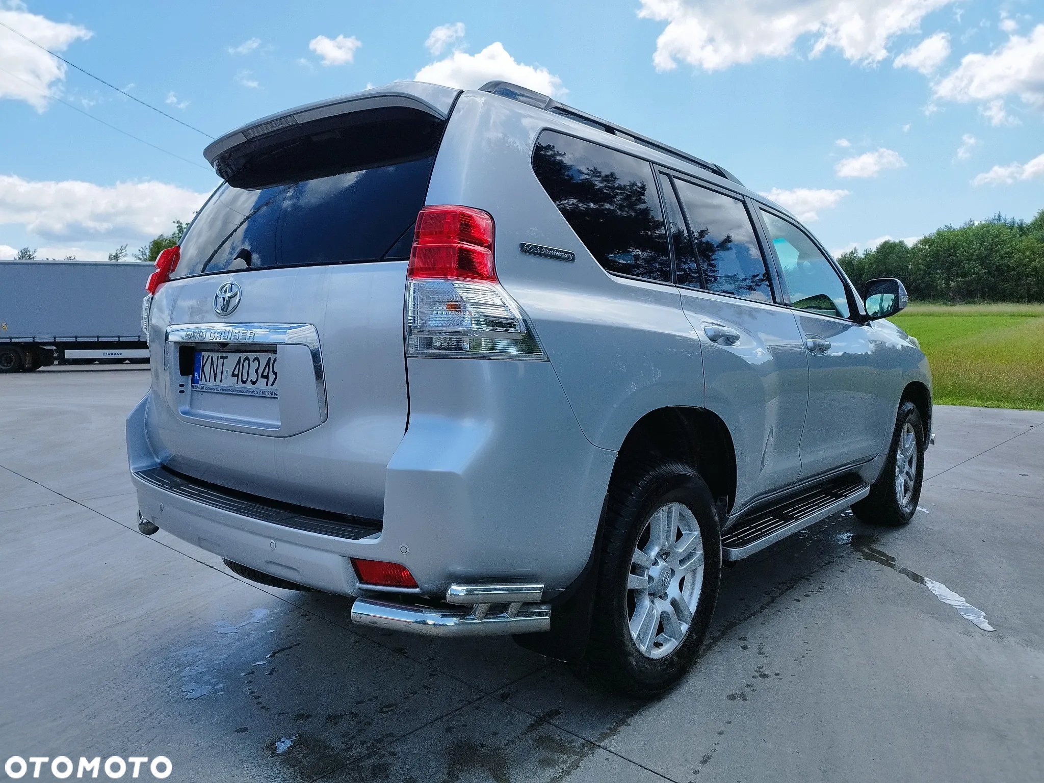 Toyota Land Cruiser - 4