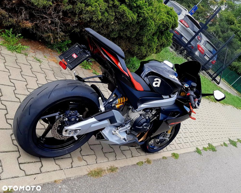 Aprilia RS - 9