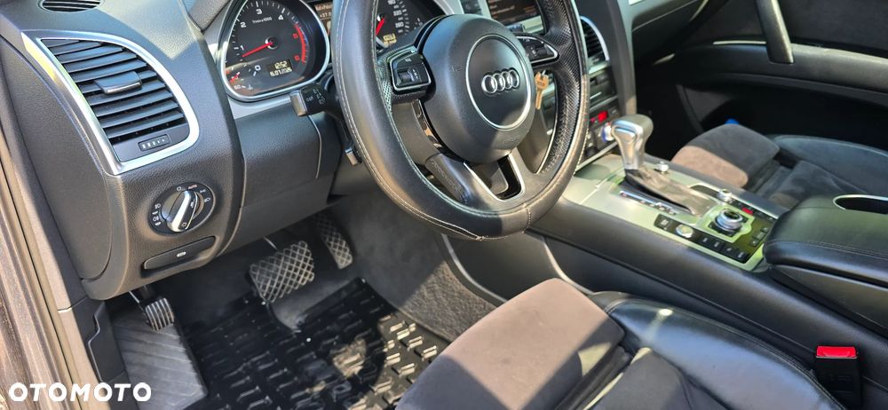 Audi Q7 3.0 TDI DPF Quattro Tiptronic - 31
