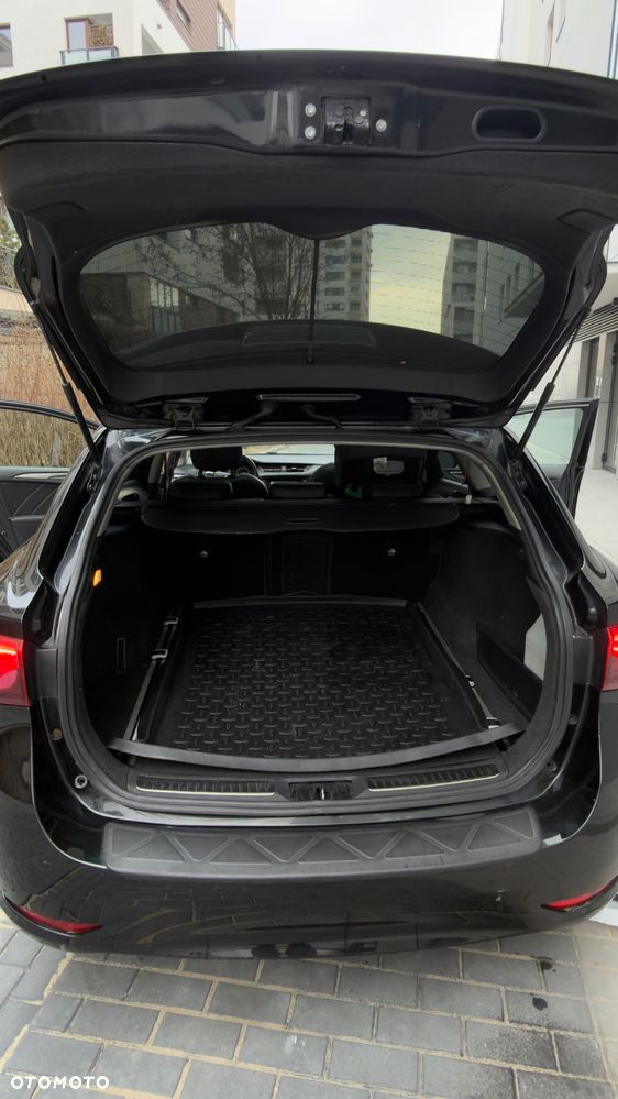 Toyota Avensis Touring Sports 1.8 Multidrive S Executive - 18