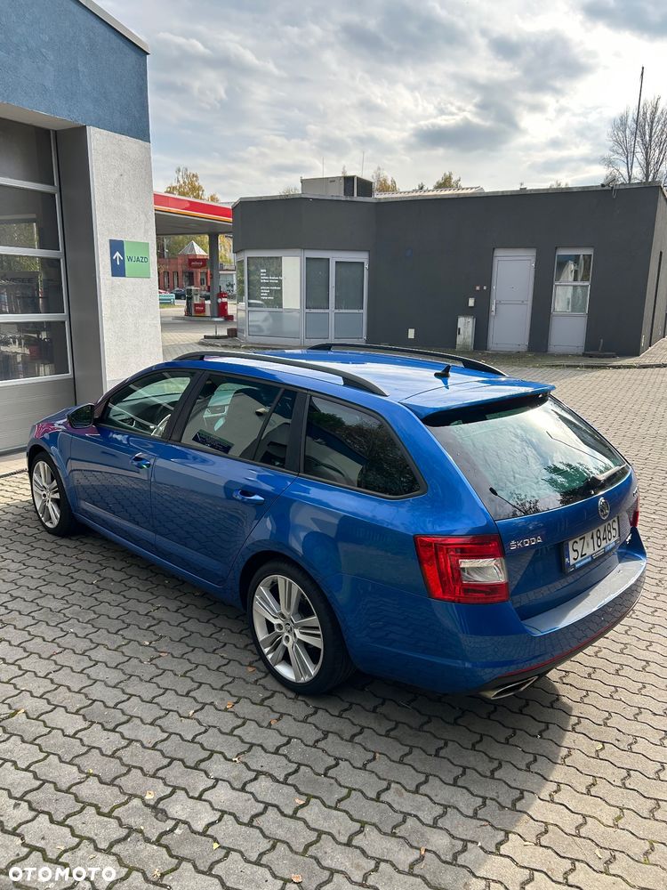 Skoda Octavia 2.0 TDI RS - 10