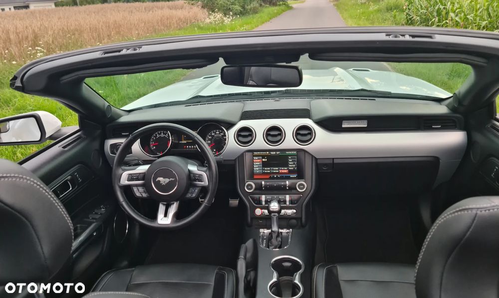 Ford Mustang 5.0 V8 GT - 9