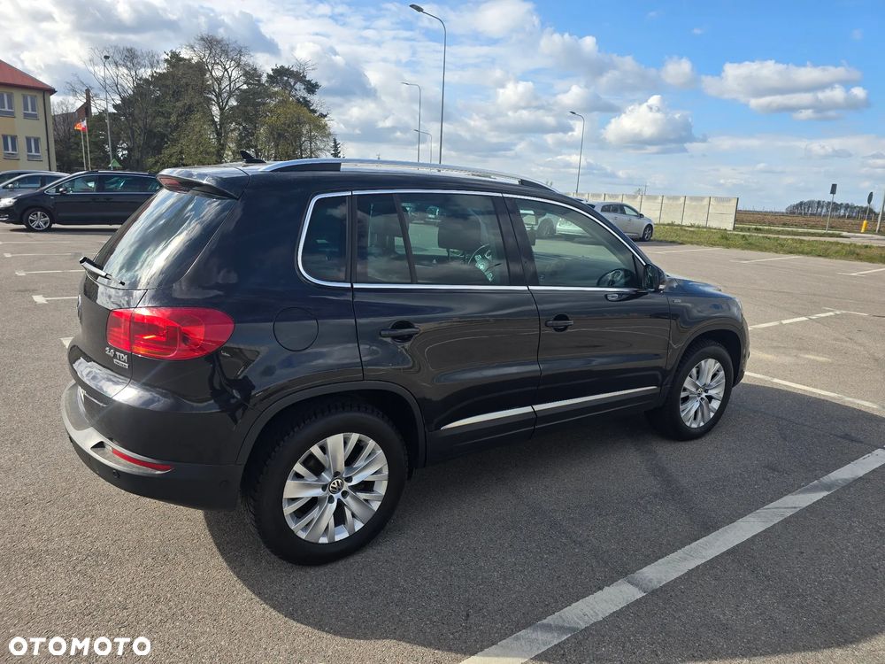 Volkswagen Tiguan 2.0 TDI SCR 4MOTION BlueMotion Technology DSG Lounge Track & Style - 6