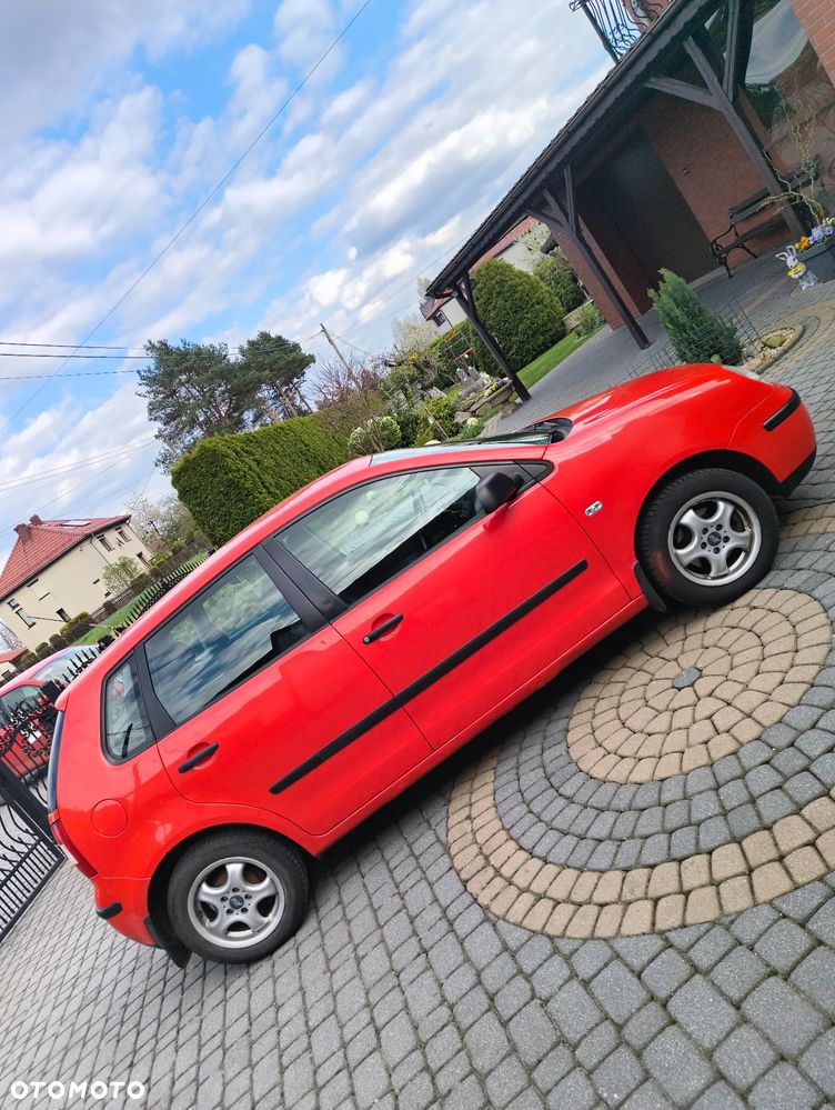 Volkswagen Polo 1.4 16V Basis - 5