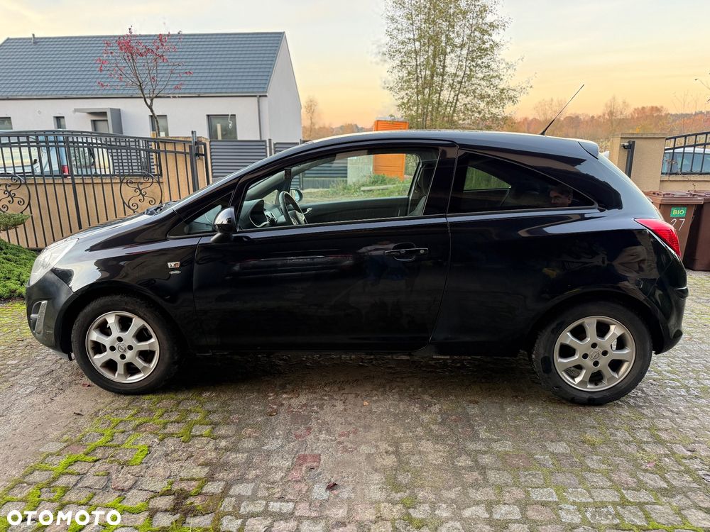 Opel Corsa 1.2 16V EcoFLEX Satellite - 2