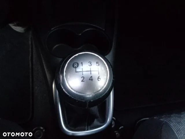 Toyota Yaris 1.33 Premium EU6 - 15