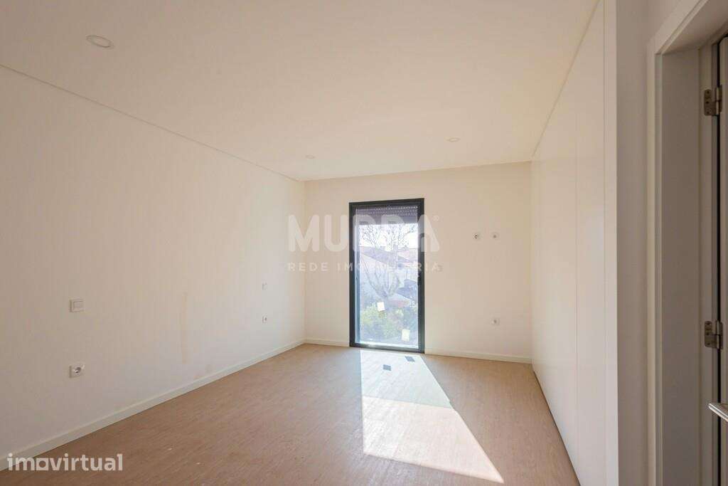 Apartamento T2 Duplex com terraço em Esgueira - Aveiro - Grande imagem: 4/23