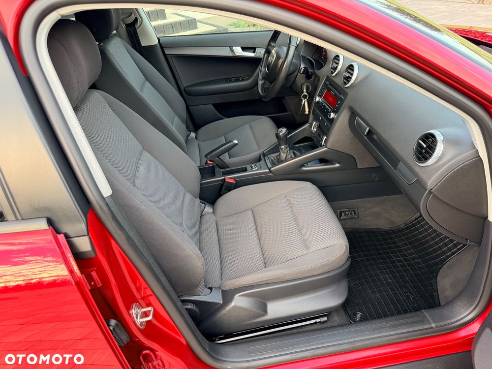 Audi A3 Sportback 1.8 TFSI Attraction - 14