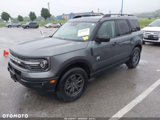 Ford Bronco - 2
