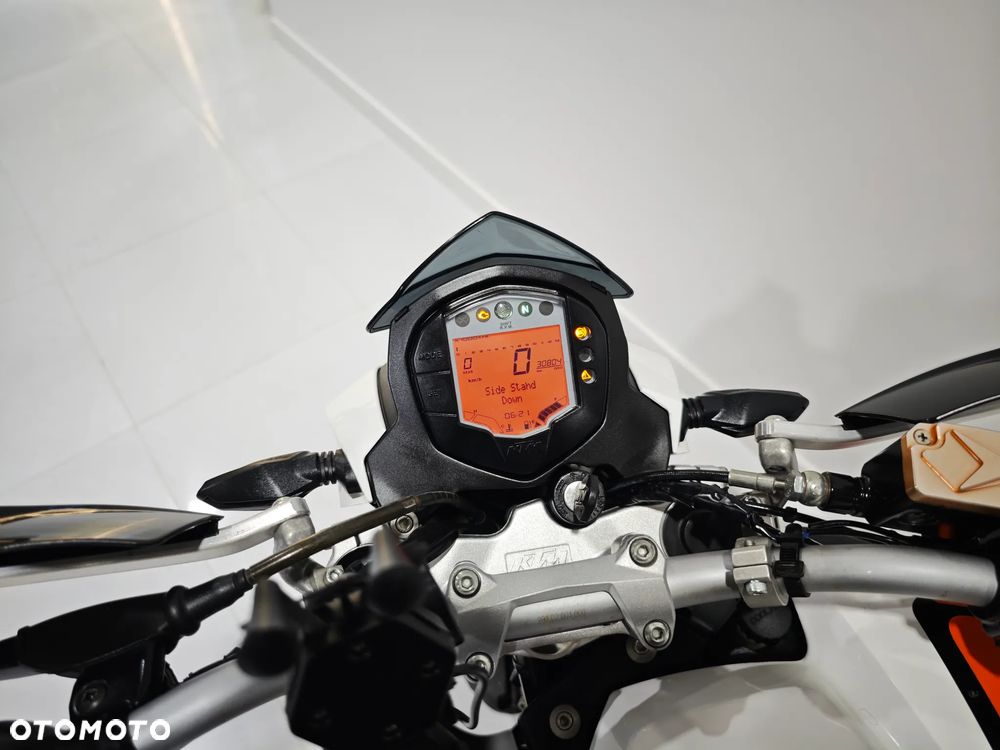 KTM Duke - 18