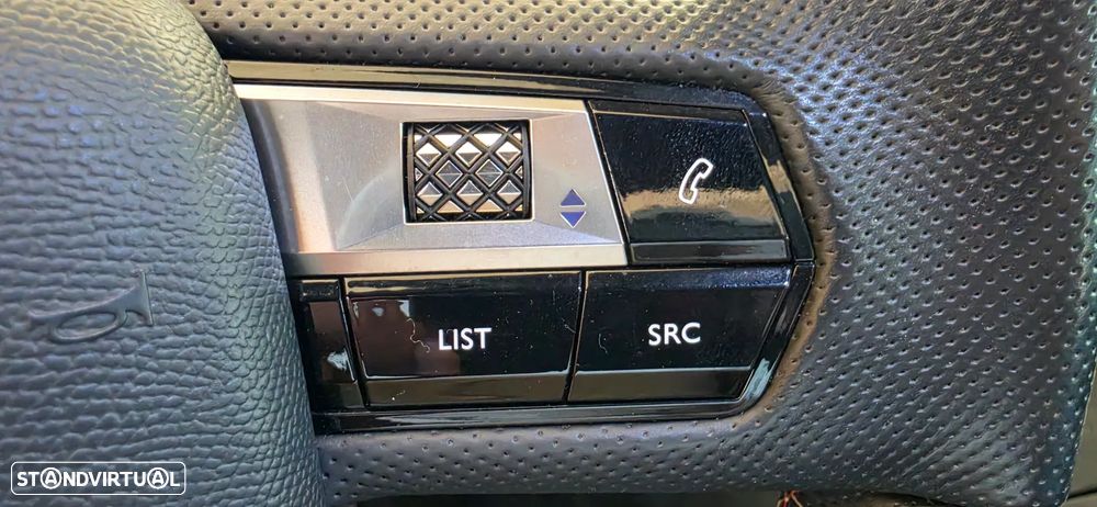 DS DS7 Crossback E-Tense Performance Line EAT8 - 25