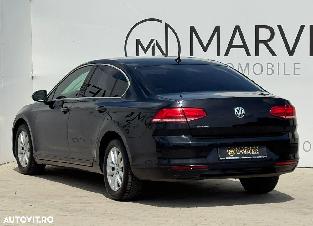 Volkswagen Passat - 5