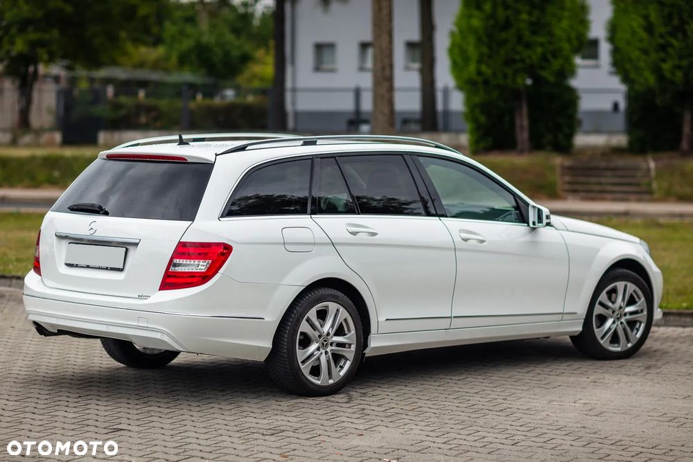 Mercedes-Benz Klasa C 180 7G-TRONIC Avantgarde Edition - 13