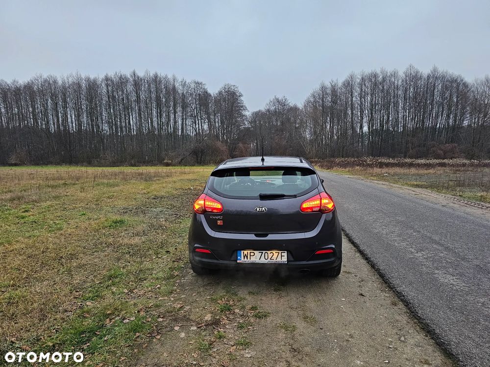 Kia Ceed 1.6 GDI L - 4