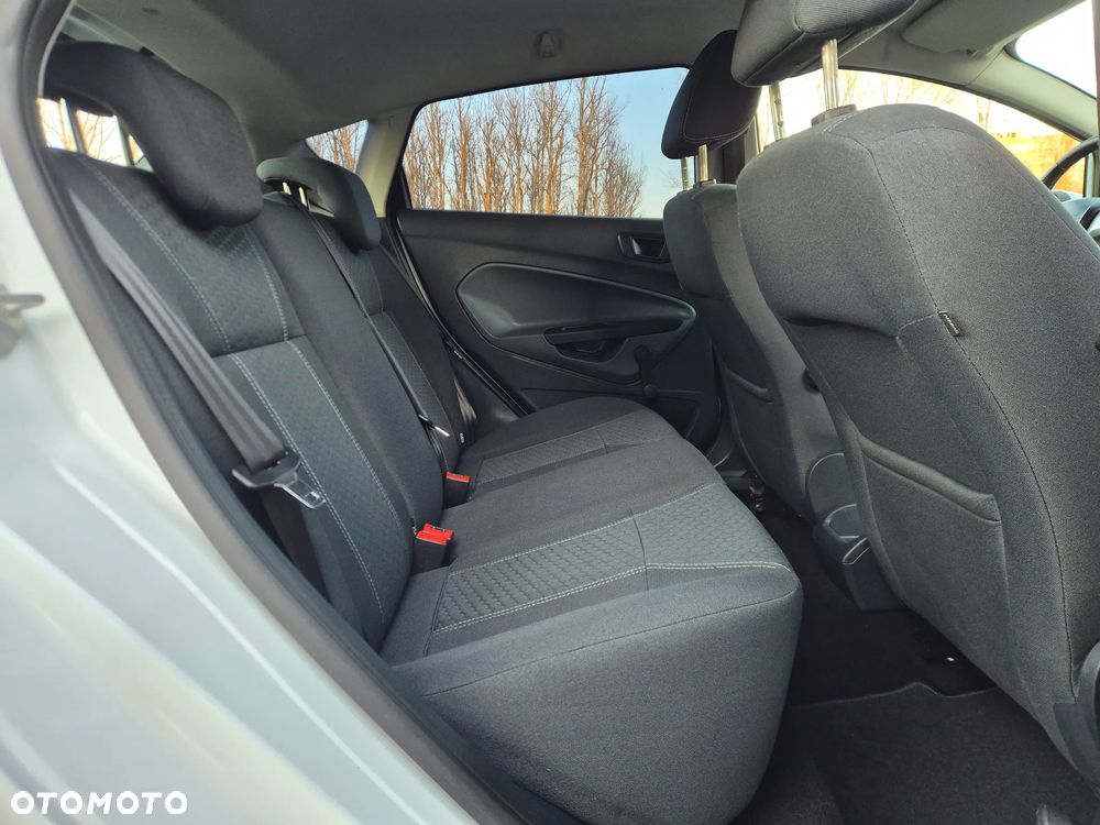 Ford Fiesta 1.25 Titanium - 30