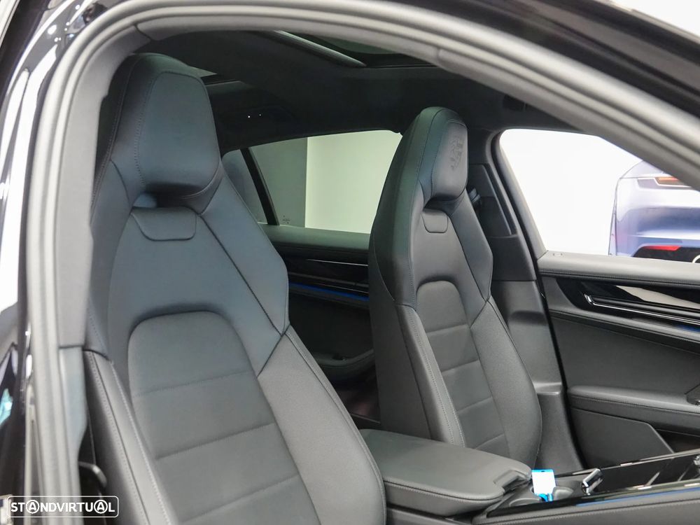 Porsche Panamera - 13