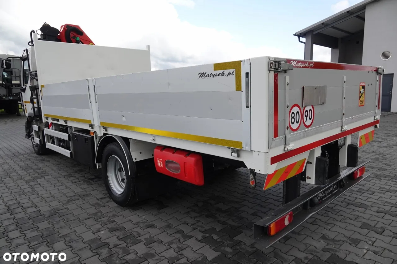 Renault D 210/  4X2 / SKRZYNIOWY 5 M + HDS PALFINGER PK 8.501 SLD A / UDŹWIG 5 580G / STEROWANIE RADIOWE / ROTATOR / SPROWADZONY - 13
