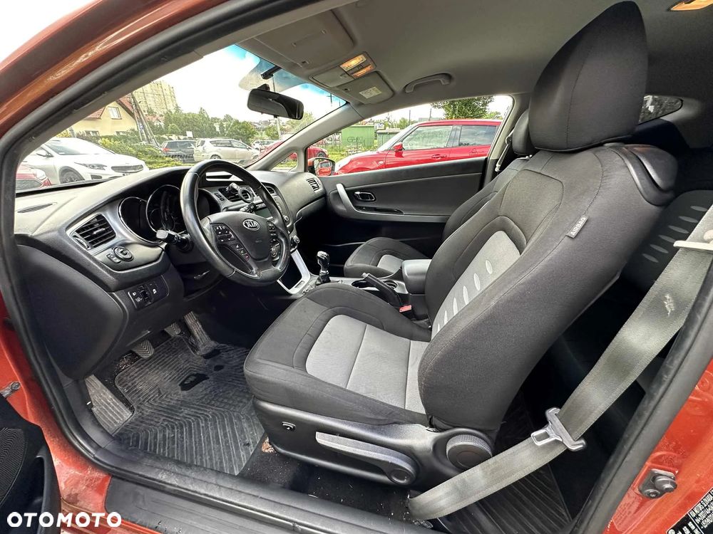 Kia ProCeed Pro_cee'd 1.4 L - 13