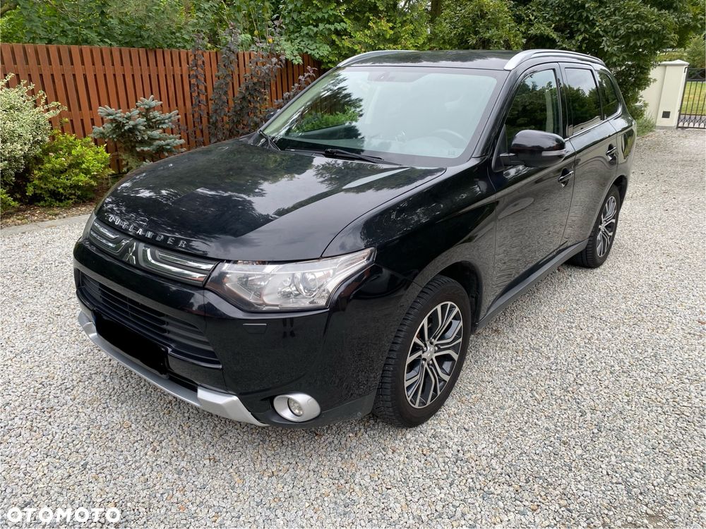 Mitsubishi Outlander 2.0 Instyle Navi CVT - 2