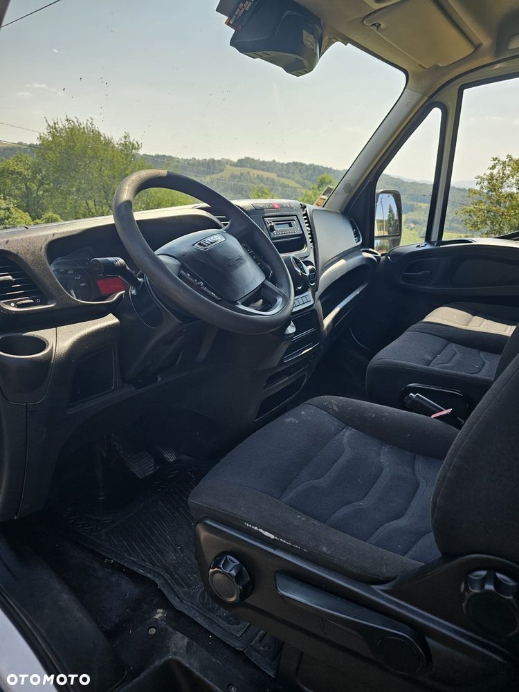 Iveco 35S16 - 12