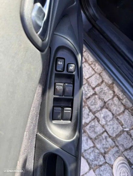 Nissan Almera - 8