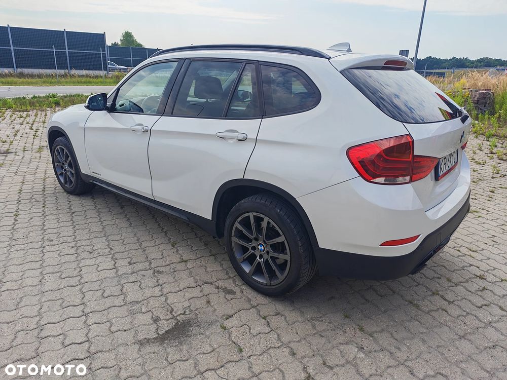 BMW X1 xDrive18d Sport Line - 11