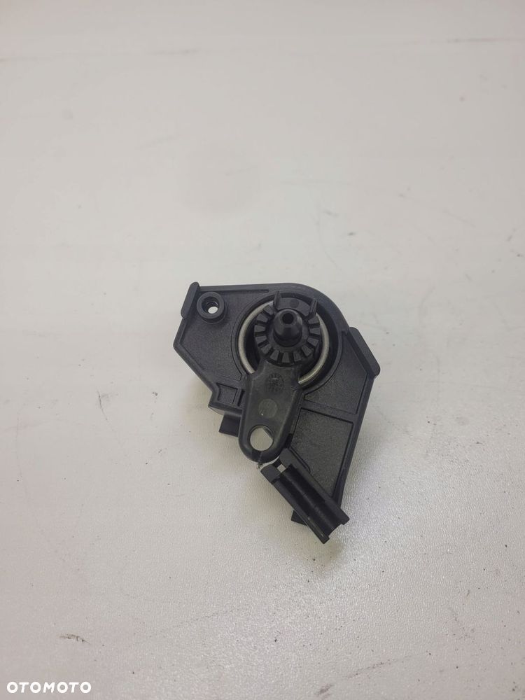 UCHWYT OTWIERANIA MASKI AUDI A6 C6 4F1823633B - 2