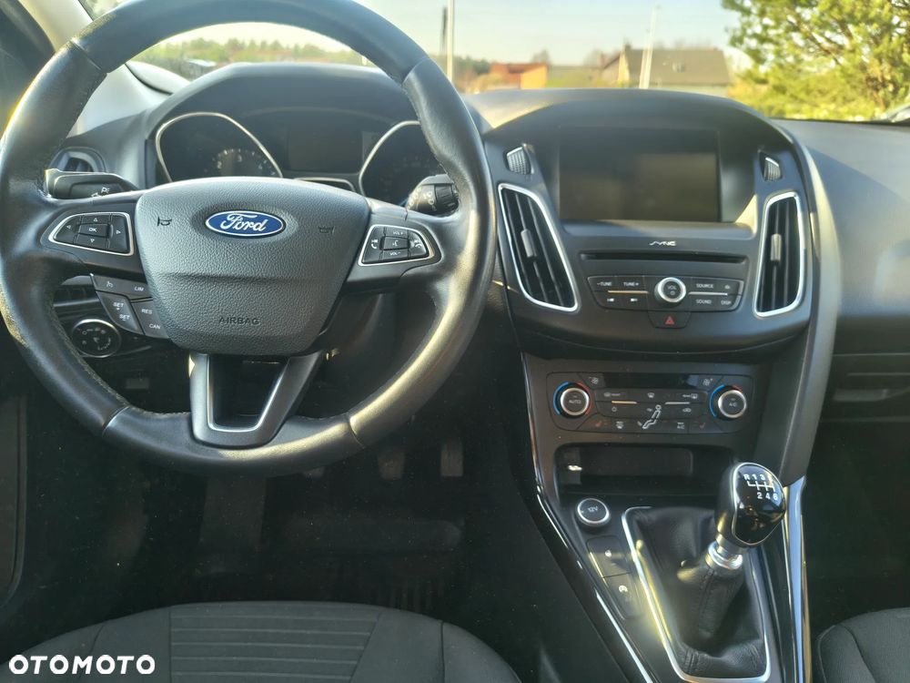 Ford Focus 2.0 TDCi Titanium ASS - 8