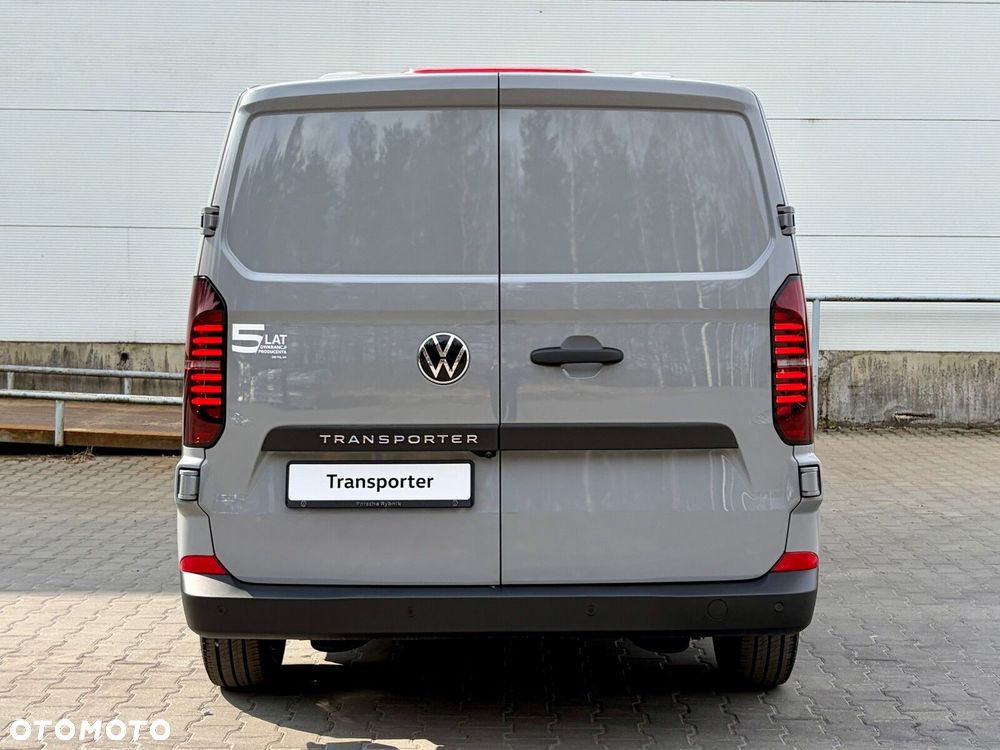 Volkswagen Transporter Furgon silnik: 2,0 l TDI 150 KM / skrzynia biegów: 6-biegowa manualna rozstaw osi: 3500 mm - 14