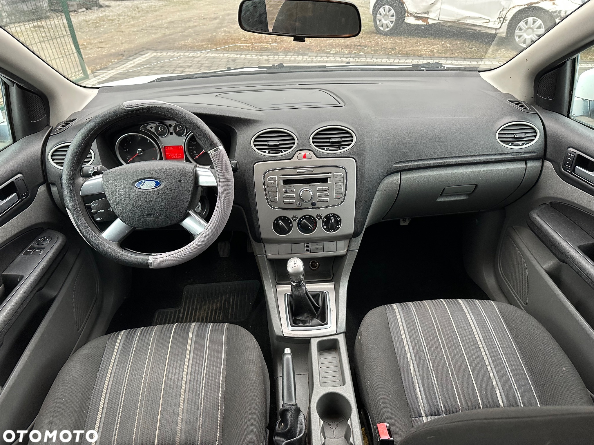 Ford Focus 1.6 TDCi Ambiente - 10