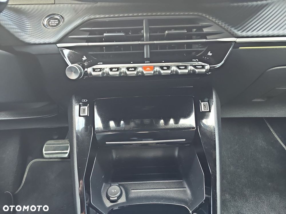 Peugeot 2008 - 14