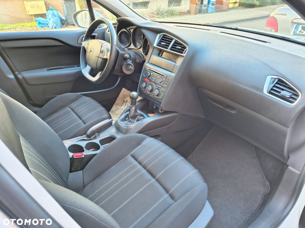 Citroën C4 VTi 95 Attraction - 9