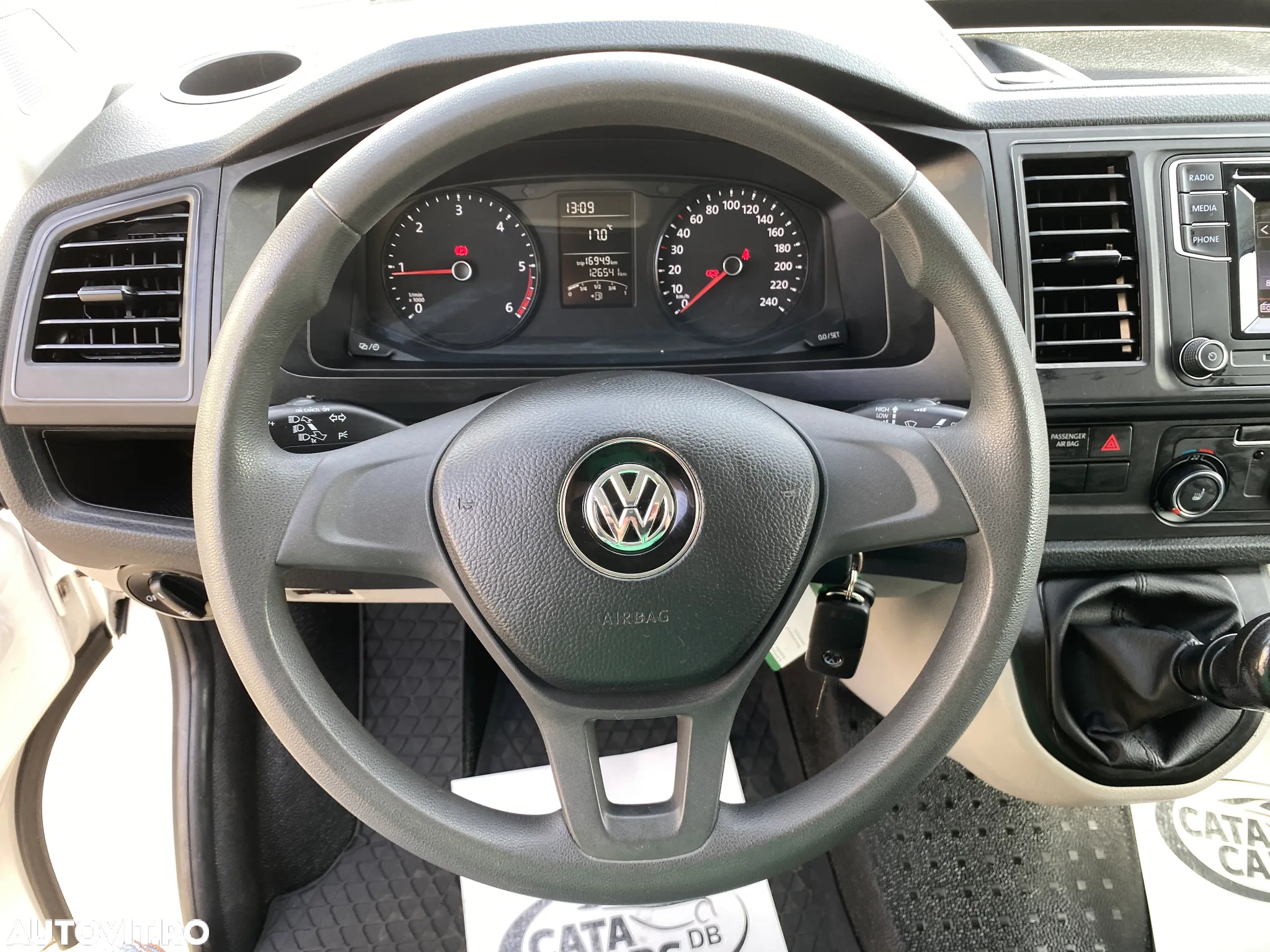Volkswagen Transporter 2.0TDI 2CULISANTE - 37